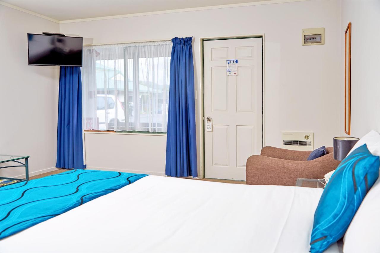 Barringtons Motor Lodge Уакатане Экстерьер фото